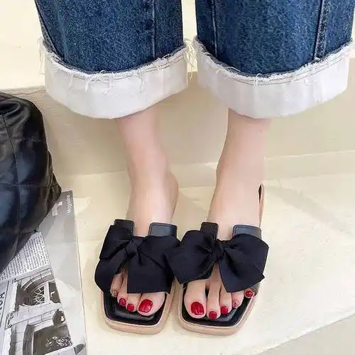 这双凉拖,时髦!好看!