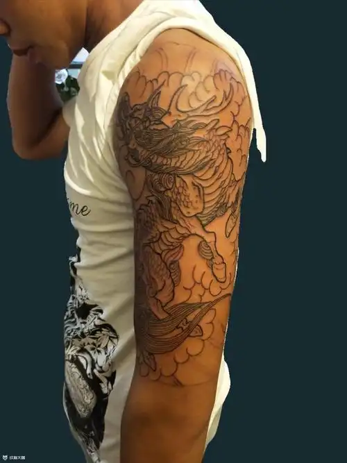 麒麟_纹身图案手稿图片_雕金纹艺的纹身作品集