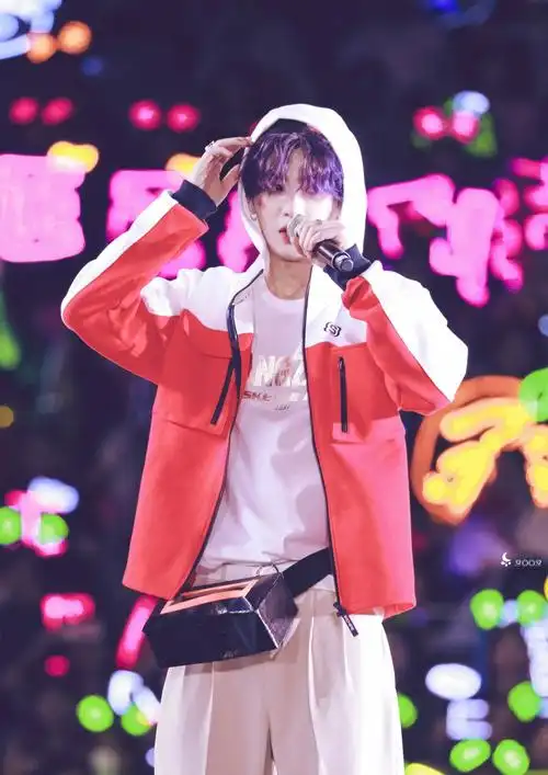 微博@tttangsiqi 黄明昊粉丝嘉年华