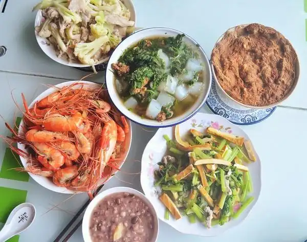 2019的银大雨做的在家吃饭