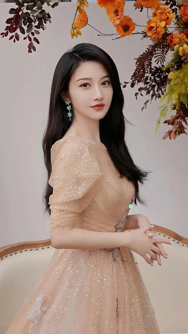 景甜,1988年出生于陕西西安,华语影视演员,身高167公分 - 抖音