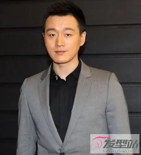 头大脸大适合什么发型帅气时尚塑造完美脸型