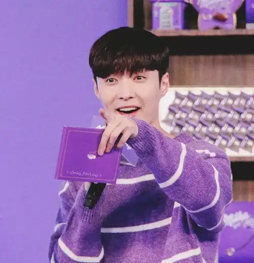 张艺兴张佳佳被曝恋爱,男方卡点为其庆生,女方删博被疑心虚|杨紫|黄磊