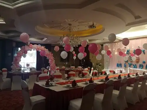 生日宴 气球造型布置图片参考