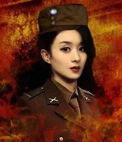 40位女明星军装照赵丽颖金晨英气逼人热巴娇俏景甜青春可人