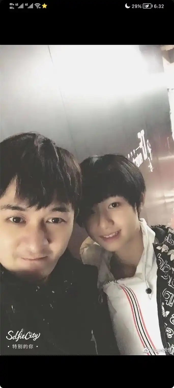 朱志鑫 #池蒽幼 梦到一个卖花的人 两手空空地对我说:人要 - 抖音