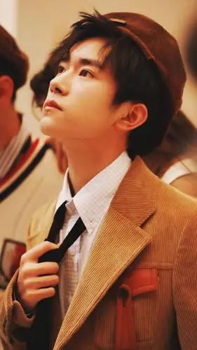 易烊千玺可盐可甜的 世界第一初恋