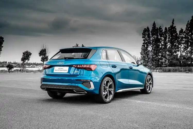 弹车试驾奥迪a3sportback这才是豪华两厢该有的样子