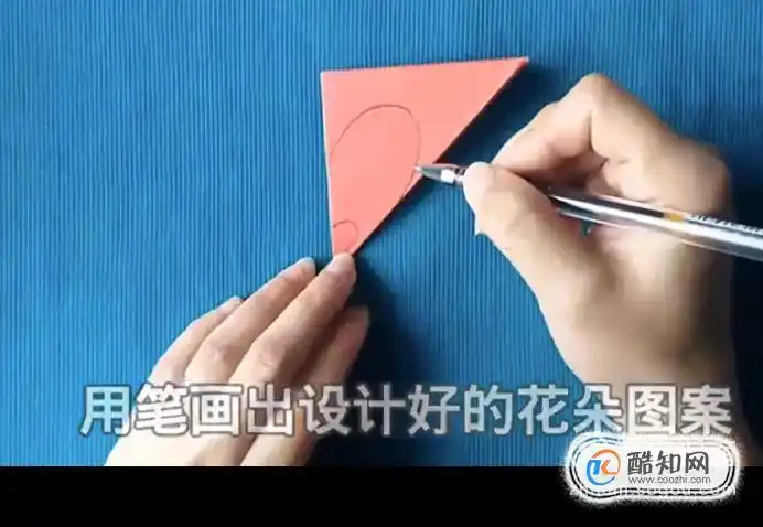 怎么用纸剪花朵优质