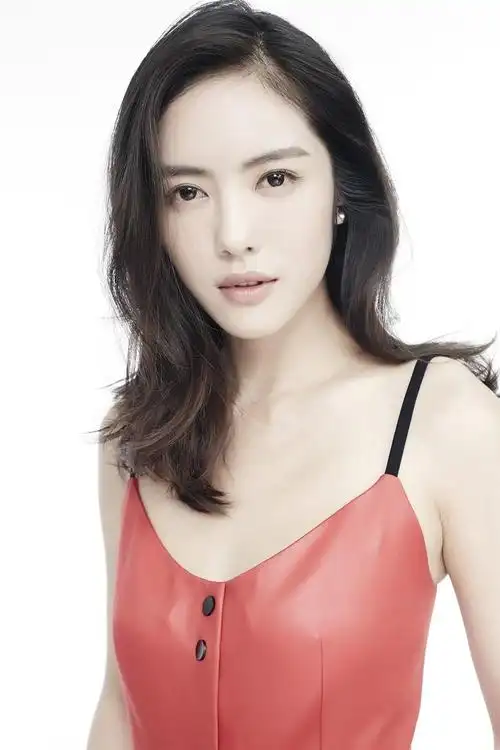 女演员蔡文静:优雅迷人,楚楚动人!