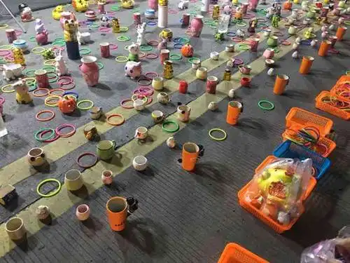 套圈圈-"这个套圈圈在八十五度c的附近这里一排街道..."-大众点评移动