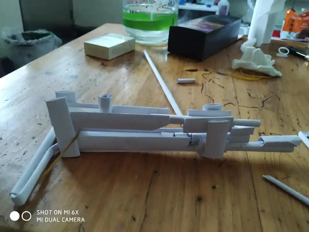 这就是我手工做的枪和弩. - 抖音