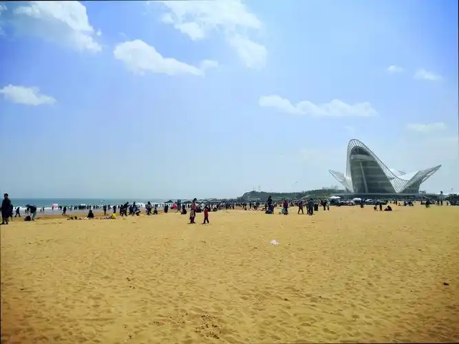 青岛金沙滩全球全亚洲醉美海滩之一