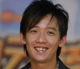 angelababy高圆圆胡歌,爆红明星都和这项手术都有关?