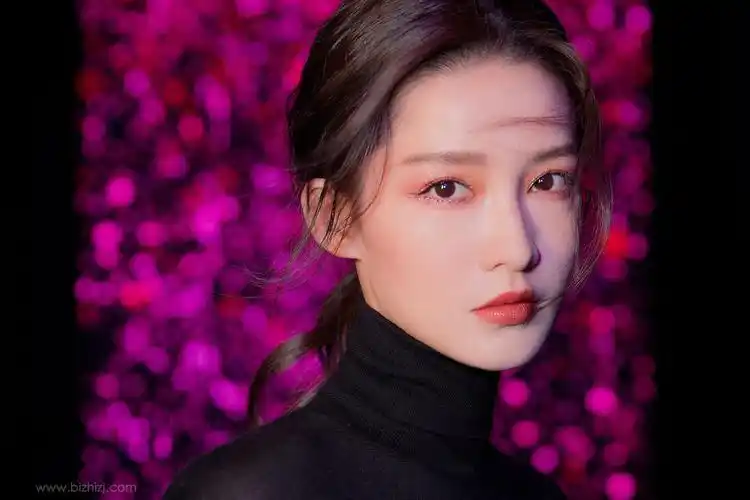 李沁壁纸 3000x2000px-明星壁纸 - 壁纸家