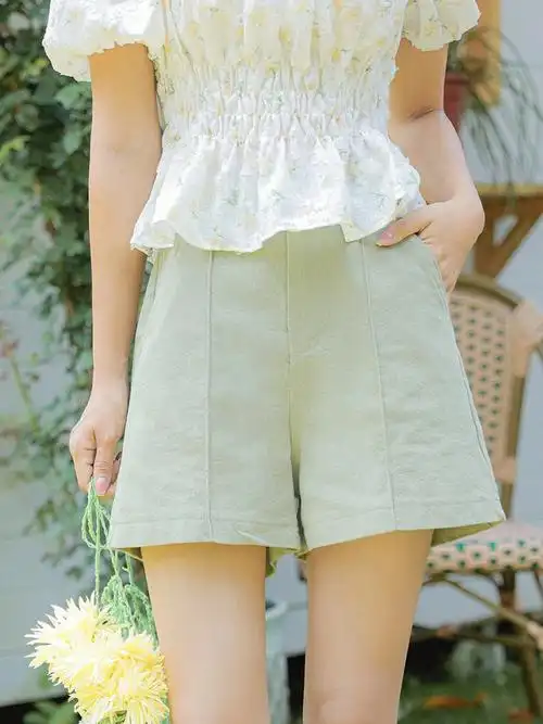 小个子穿搭  #ootd  #ootd每日穿搭  #牛仔短裤  #短裤  #穿搭