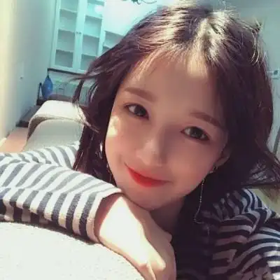 爱笑女孩唯美头像笑容甜美爱笑女头图片