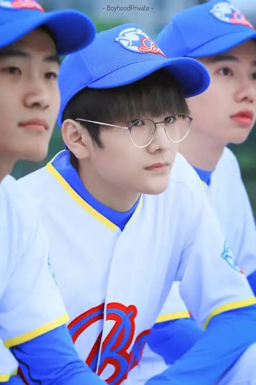 李俊濠真的是艺名拍我们的少年时代他还叫李俊豪