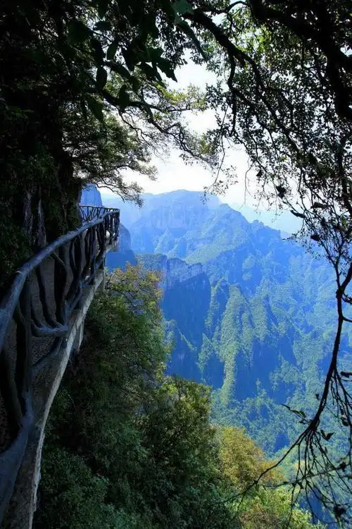 张家界永定区海拔最高的山 天门山