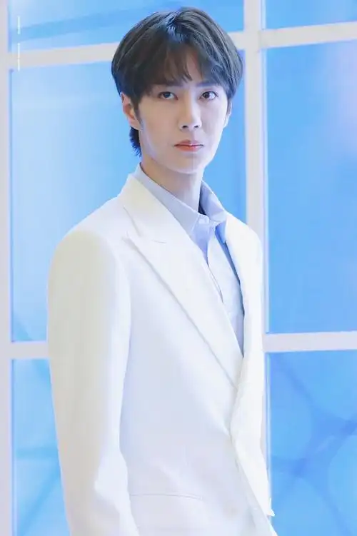 190619 西安兰芝品牌活动 @uniq-王一博 小王子 cr:logo