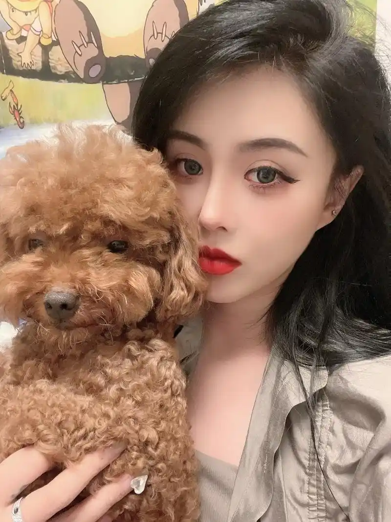 王金金新歌  照片不重要重要的是歌 王金金新歌 流云里 我 - 抖音