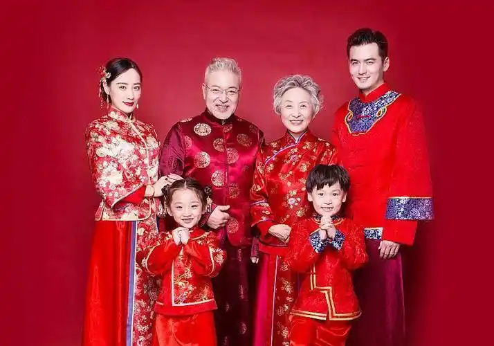 全家福福利来啦aoe儿童摄影29936寸全家福挂轴超值优惠