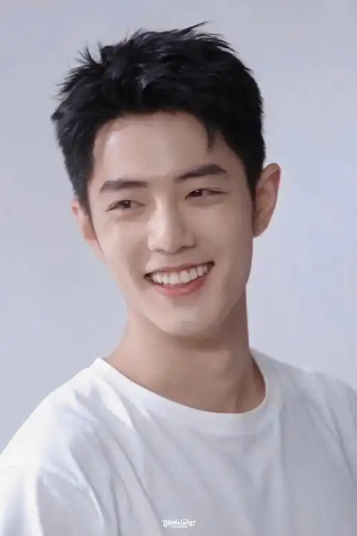 肖战嘴角上扬##肖战