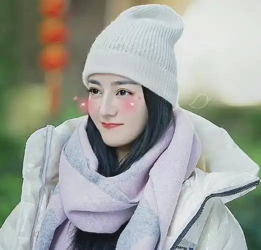 热巴可爱卖萌照片大全热巴可爱照片大全