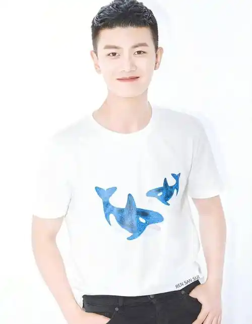 原创明星剪寸头最考验颜值颜值不高不敢剪肖战李现龚俊颜值变化大