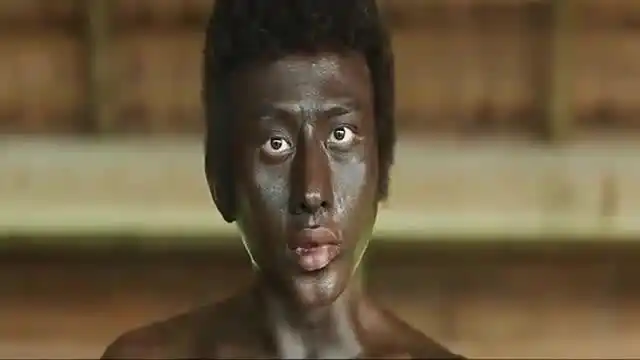 古力娜扎非洲奇遇毛里求斯国王邓超 结果全部游客下跪参拜