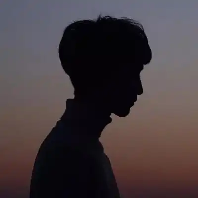 低调拥有成熟气质的新款情侣头像 简单轻熟风情侣微信头像2022_情侣