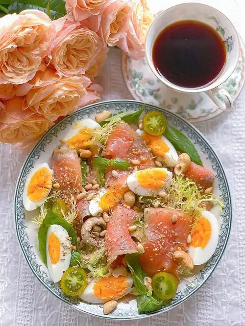 918夏末秋初的三文鱼沙拉