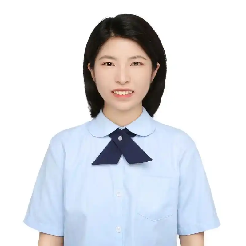 小姐姐给我化的职业妆,哈哈我自己的衣服搭配上 - 抖音