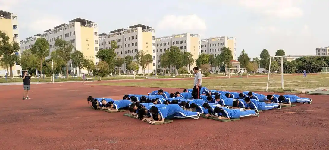 精彩体育课堂,体育公开课"赛课"拉开帷幕!