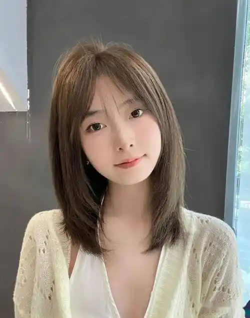 秋冬超火超温柔不长不短不烫也好看的中发,不烫也能够美艳四方,发型的