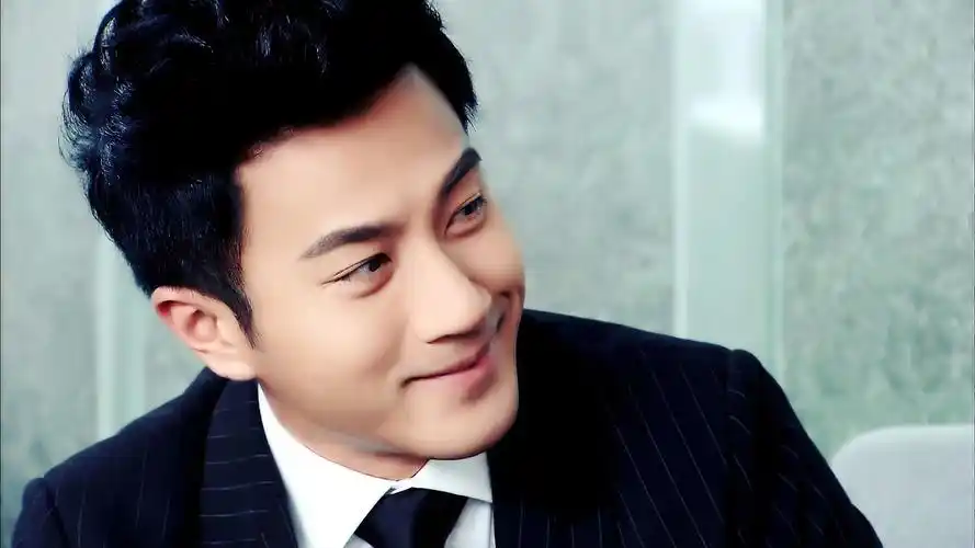 帅哥刘恺威高清壁纸桌面