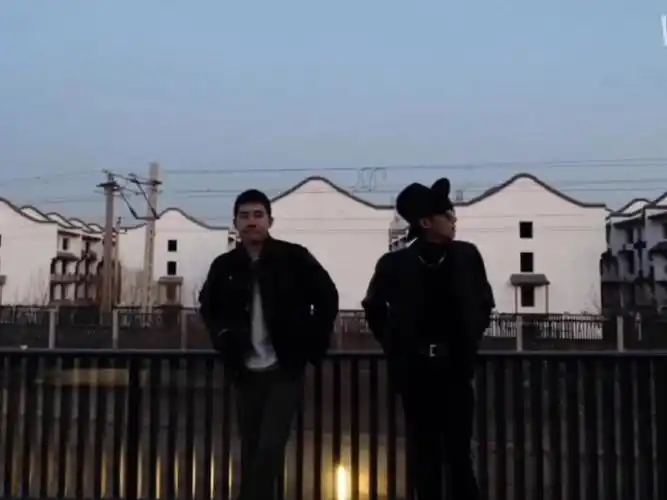 姓名:楠哥年龄:44自我介绍:潮男白哥眼中的他:怀柔第二帅#著名怀柔第