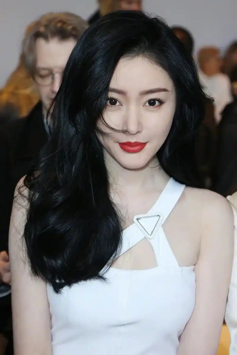 张天爱(1988 - 抖音