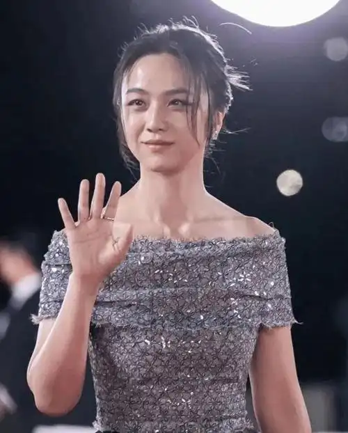 汤唯激荡情史4段感情9个男人如今的她证明当初梁朝伟没说错