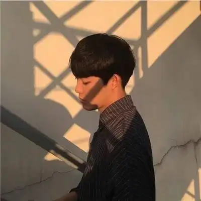 好看的男生微信头像精选帅气有个性 我对你的爱已过期