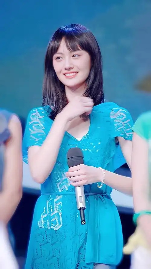 氧气美女郑爽照片160