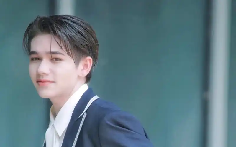 庆怜caelan可爱瞬间