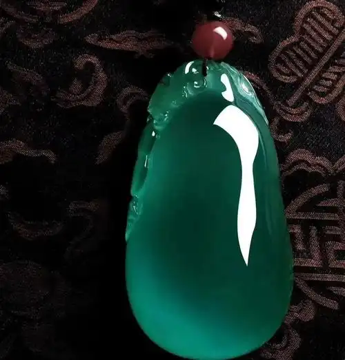 看完这篇文章就知道了!什么样的翡翠能称为高货  第6张