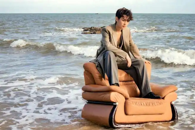 陈晓费加罗男士九月刊封面##陈晓无畏山海大片