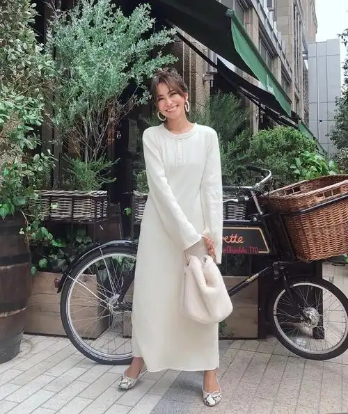 服装搭配:小个子怎么穿显高?学日本博主这么穿,做个超有气质的时髦精!