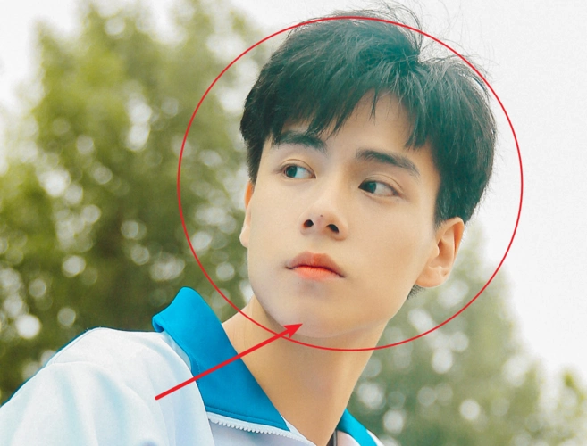 胡一天5年前旧照上热搜淡妆清秀到不敢认这颜值是吃了防腐剂