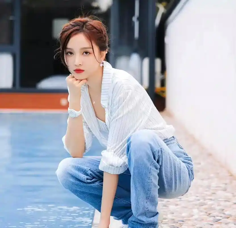 吴宣仪 衬衣牛仔裤,清爽甜美! 67