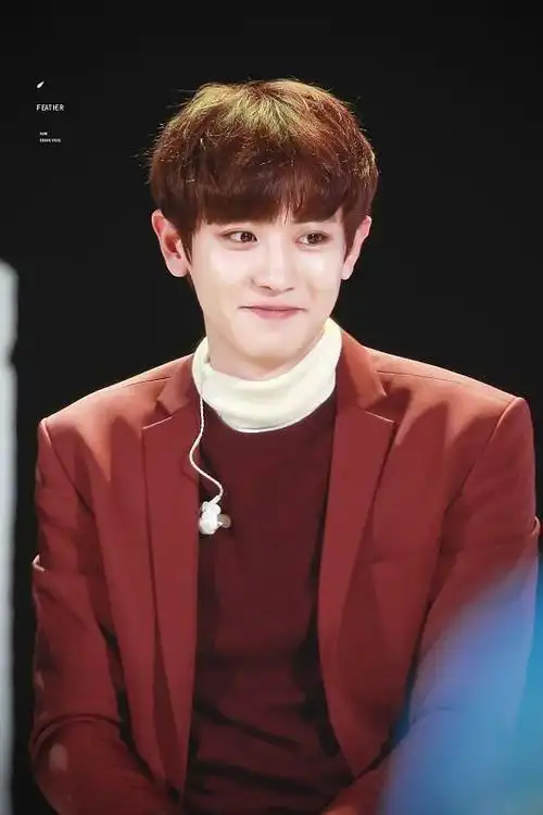 这是一个越往下拉笑容越大的93朴灿烈93笑容楼