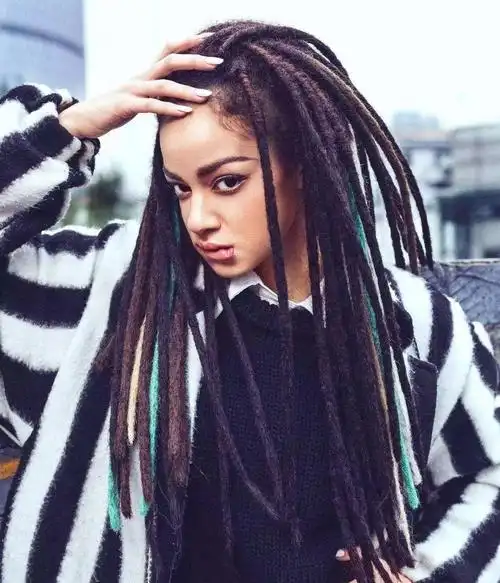 脏辫不脏!非洲黑人美女超美脏辫,原来是这么编出来的!