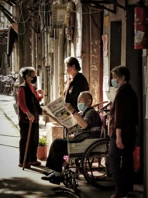 久违的重逢手机摄影武汉疫情得到有效控制街坊邻居又得以重逢